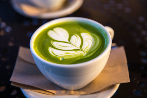 Matcha latte maken met melkopschuimer | Mr. Matcha